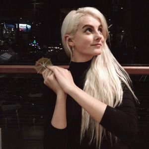 Meet your Posher, Ava